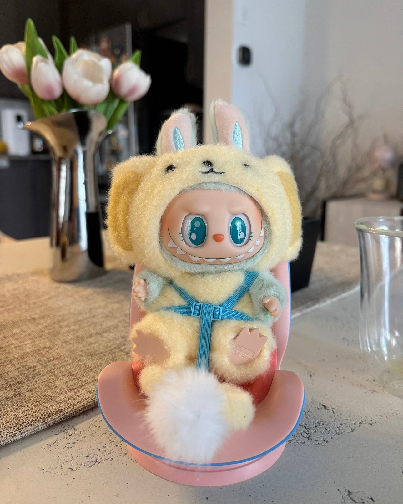 Labubu Car Safety Seat with Magnetic Base · 3 Colors