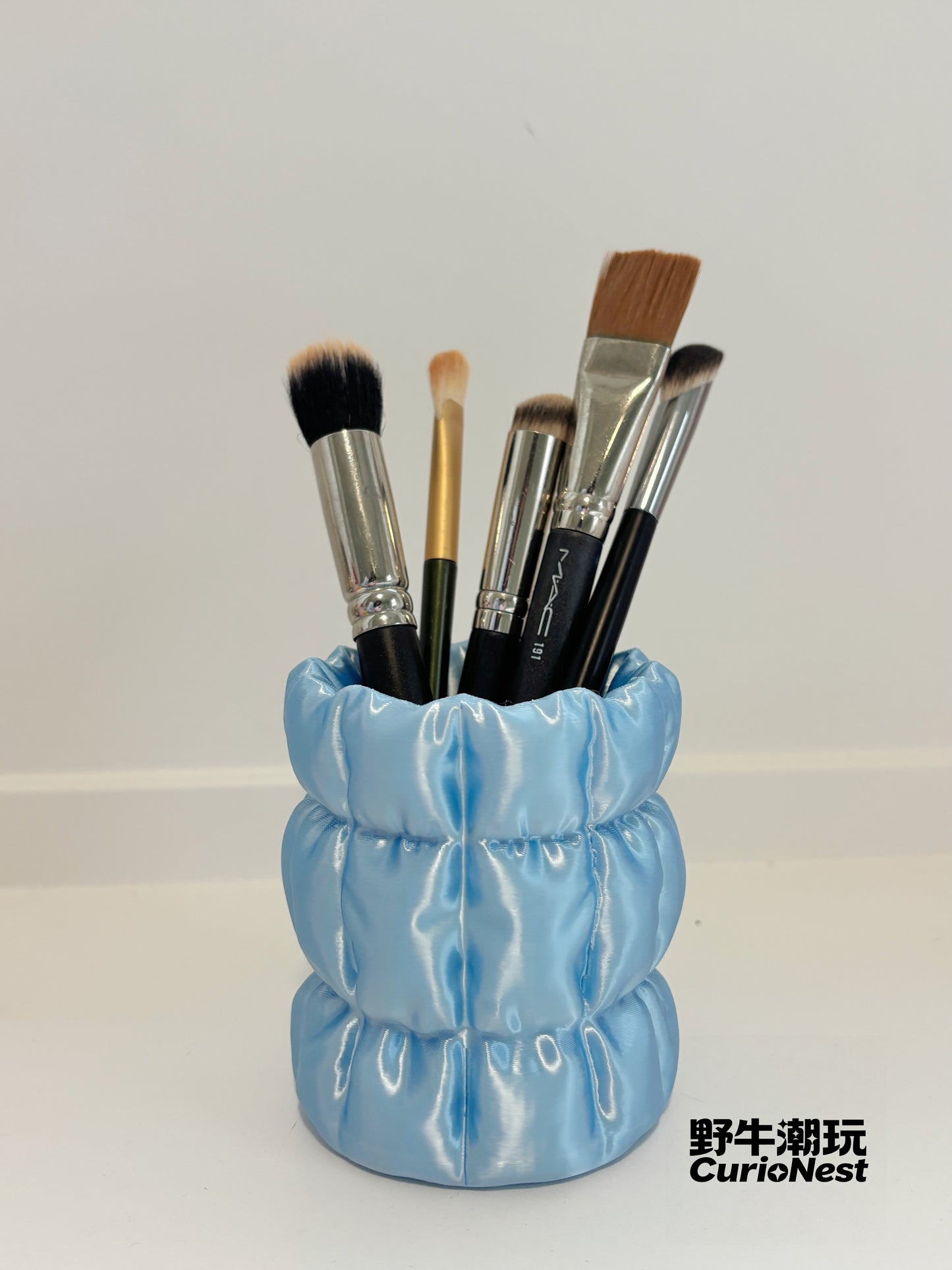 3D Printed Silk-Texture Storage Brush/Pen Holder